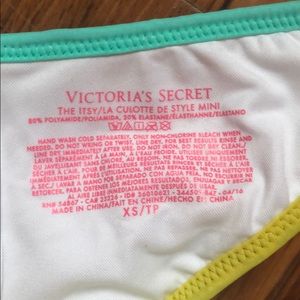 Victoria's Secret Swim - Victoria's Secret The Itsy bottom happy stripes Victoria's Secret Swim - Victoria's Secret The Itsy bottom happy stripes